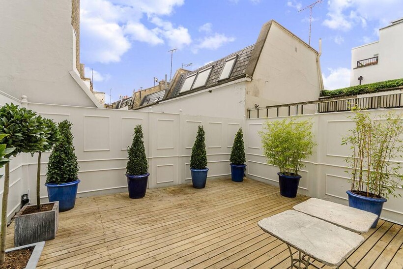 Stanhope Gardens, South Kensington... 2 bed flat to rent - £6,933 pcm (£1,600 pw)