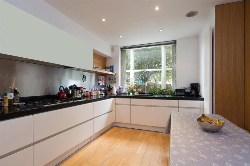 38901 hi-res(13).jpg