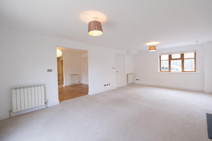 La Route De Noirmont, Jersey JE3 4 bed property to rent - £3,995 pcm (£922 pw)