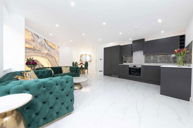 Greville Road, London NW6 3 bed flat to rent - £3,597 pcm (£830 pw)