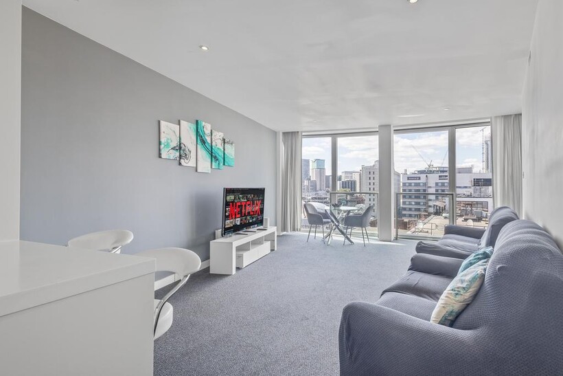 The Rotunda, 150 New Street, B2 4PA 1 bed apartment to rent - £1,025 pcm (£237 pw)