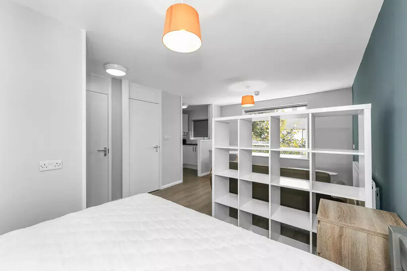 Varsity Clifton Flat 17, Rivergreen... 3 bed apartment to rent - £2,795 pcm (£645 pw)