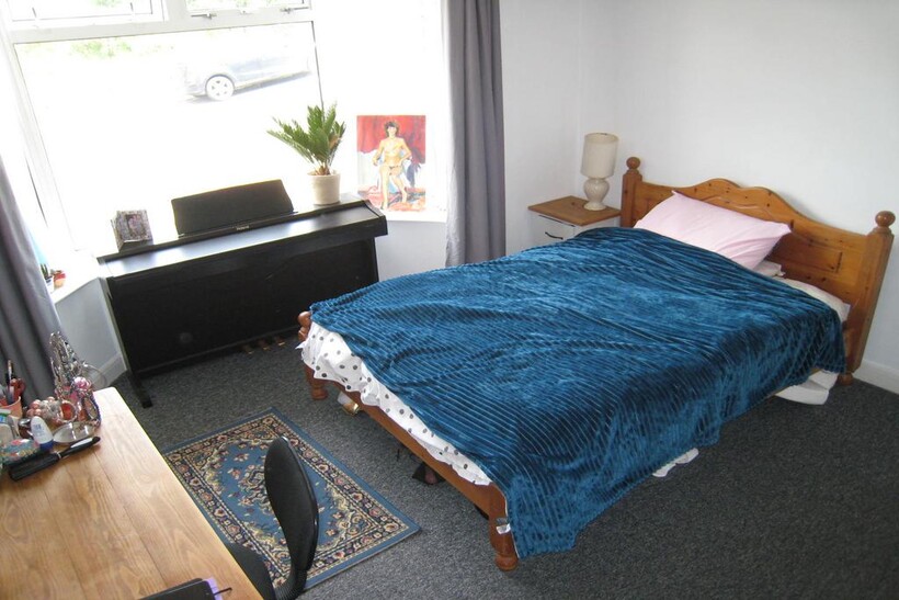 Carlyle Avenue, Brighton BN2 4 bed terraced house to rent - £2,766 pcm (£638 pw)