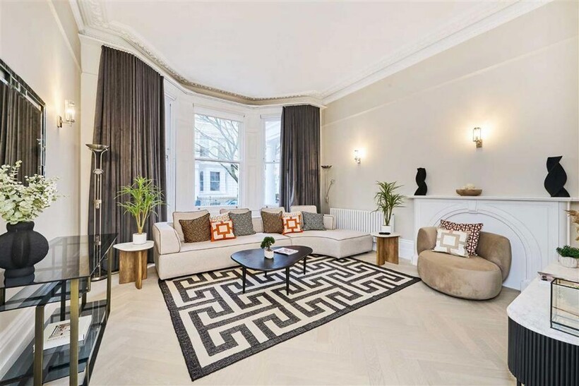 Southwell Gardens, London SW7 4 bed flat to rent - £11,000 pcm (£2,538 pw)