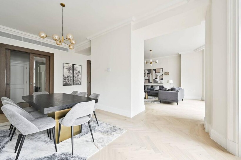 Kensington Road, Kensington, London, W8 5 bed flat to rent - £40,001 pcm (£9,231 pw)