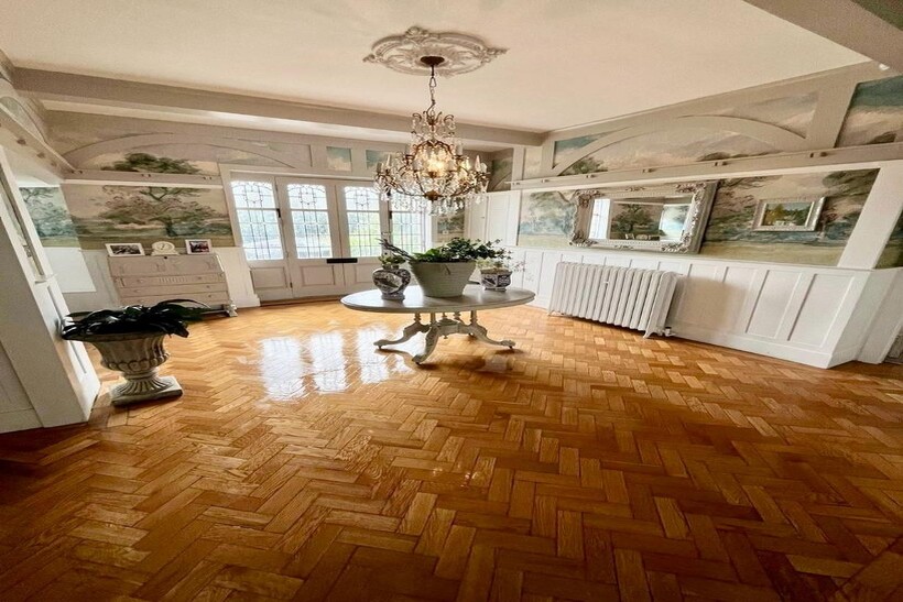 Waterloo Road, Southport PR8 5 bed detached house to rent - £216,667 pcm (£50,000 pw)