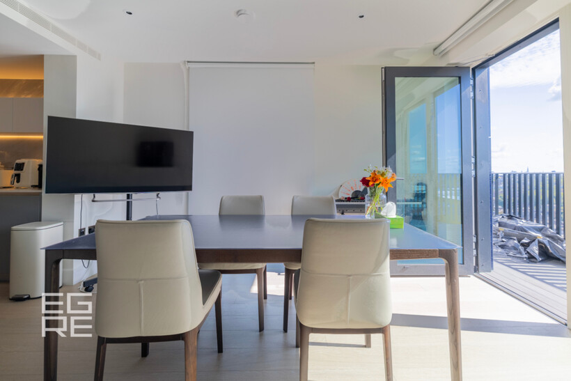 White City Living, London W12 1 bed apartment to rent - £3,200 pcm (£738 pw)