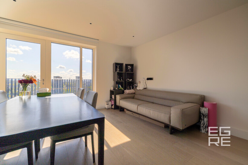 White City Living, London W12 1 bed apartment to rent - £3,200 pcm (£738 pw)