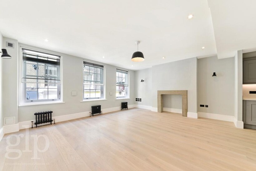 New Row, London, Greater London... 1 bed apartment to rent - £3,662 pcm (£845 pw)