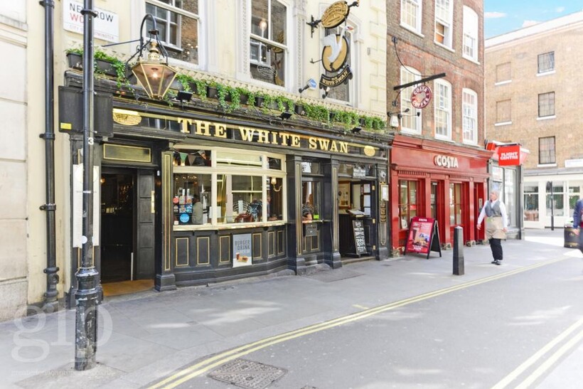 New Row, London, Greater London... 1 bed apartment to rent - £3,662 pcm (£845 pw)