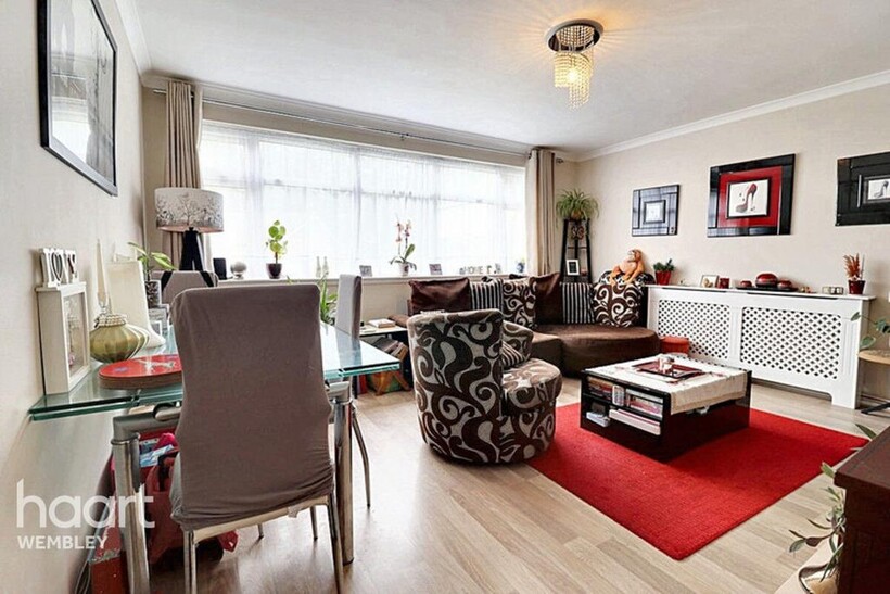 Reets Farm Close, London 1 bed maisonette to rent - £1,600 pcm (£369 pw)