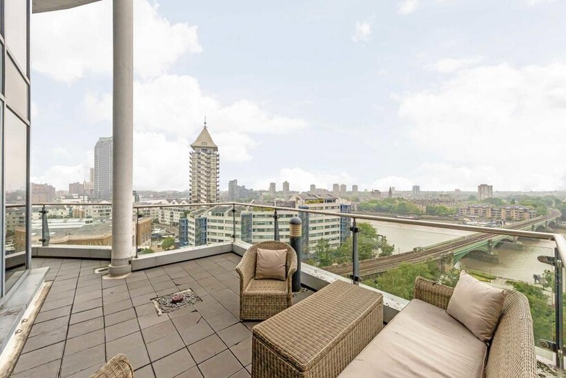 The Boulevard, London SW6 3 bed flat to rent - £6,175 pcm (£1,425 pw)