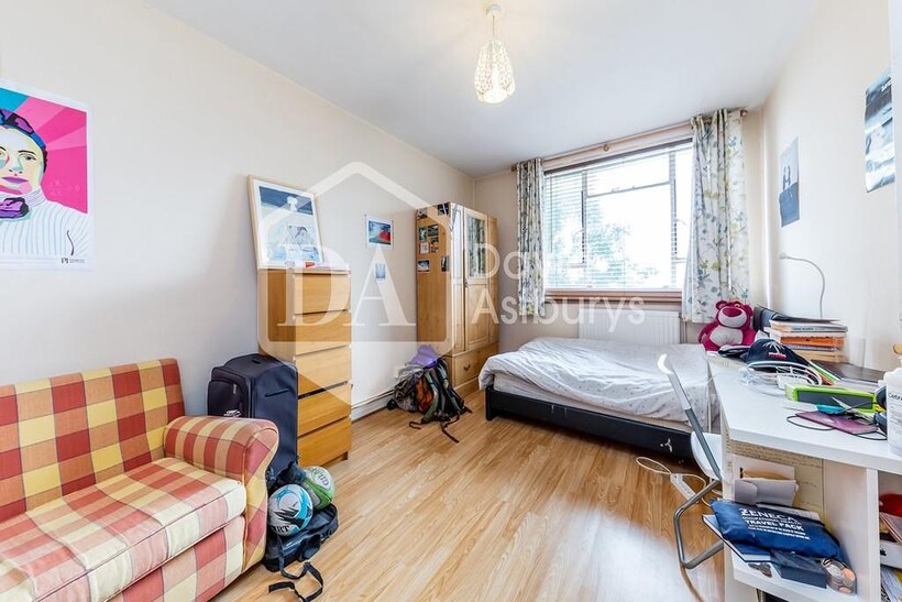 Cruikshank Street, King's Cross, London 4 bed apartment to rent - £4,600 pcm (£1,062 pw)