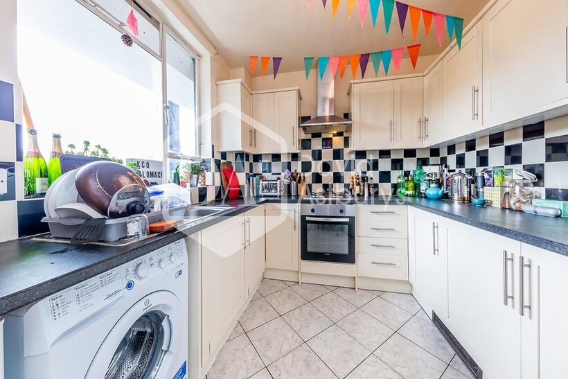 Cruikshank Street, King's Cross, London 4 bed apartment to rent - £4,600 pcm (£1,062 pw)