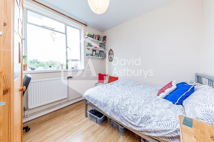 Cruikshank Street, King's Cross, London 5 bed apartment to rent - £4,600 pcm (£1,062 pw)