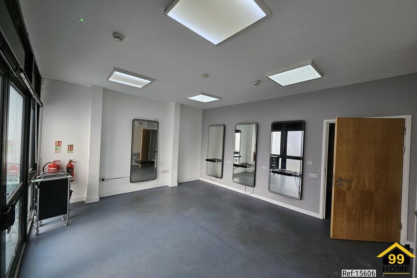 Camborne Business Centre, Cornwall, TR14 Retail property (high street) to rent - £1,395 pcm (£322 pw)