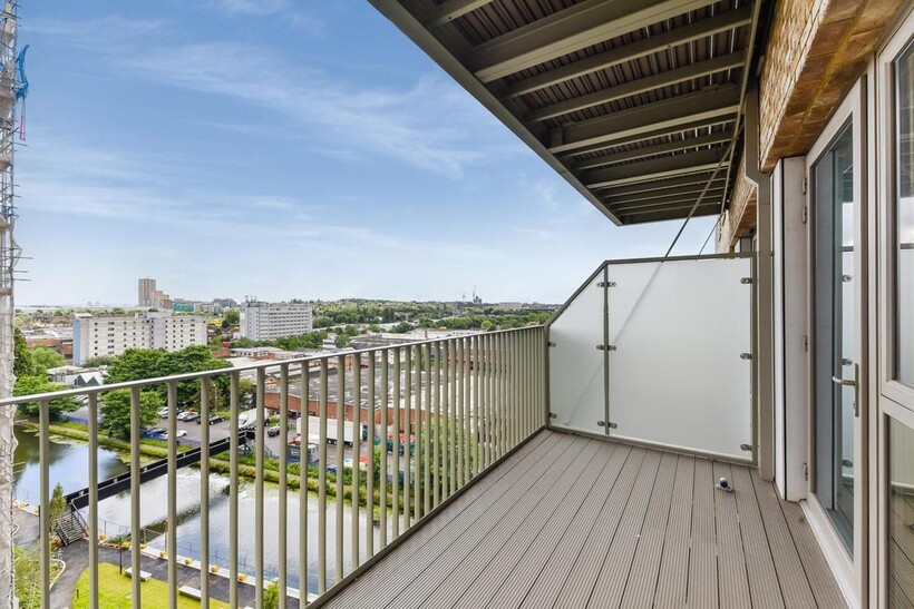 Allium House, Grand Union, London, HA0 2 bed apartment to rent - £2,197 pcm (£507 pw)