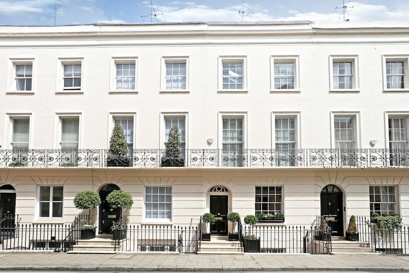 South Eaton Place, London, SW1W 5 bed terraced house to rent - £17,117 pcm (£3,950 pw)