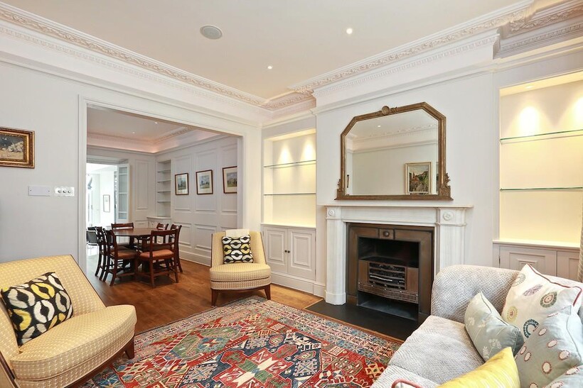 South Eaton Place, London, SW1W 5 bed terraced house to rent - £17,117 pcm (£3,950 pw)