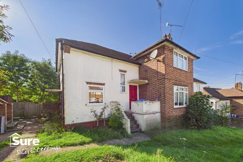 Haydon Close, London, Greater London... 2 bed maisonette to rent - £1,775 pcm (£410 pw)