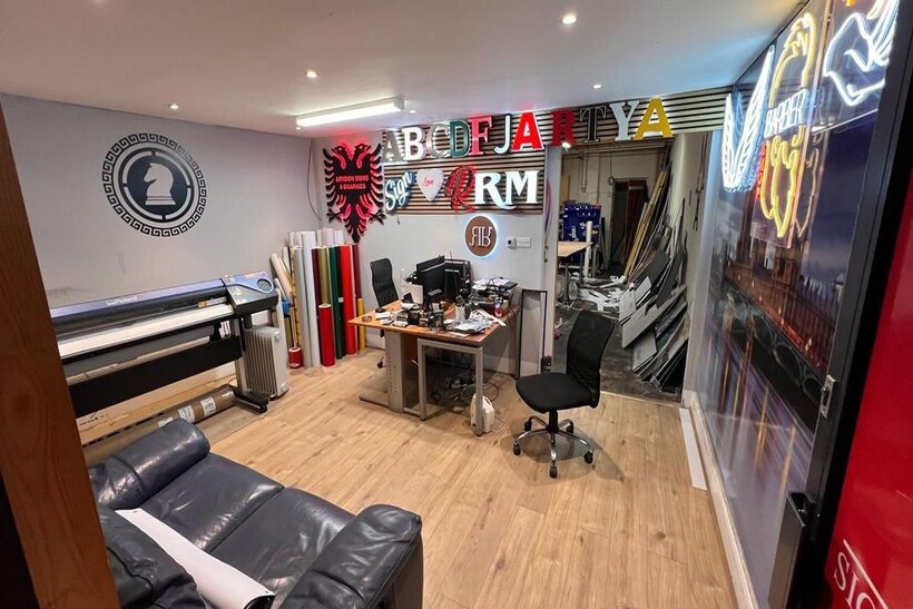 North Circular Road, London, N13 Property to rent - £1,917 pcm (£442 pw)