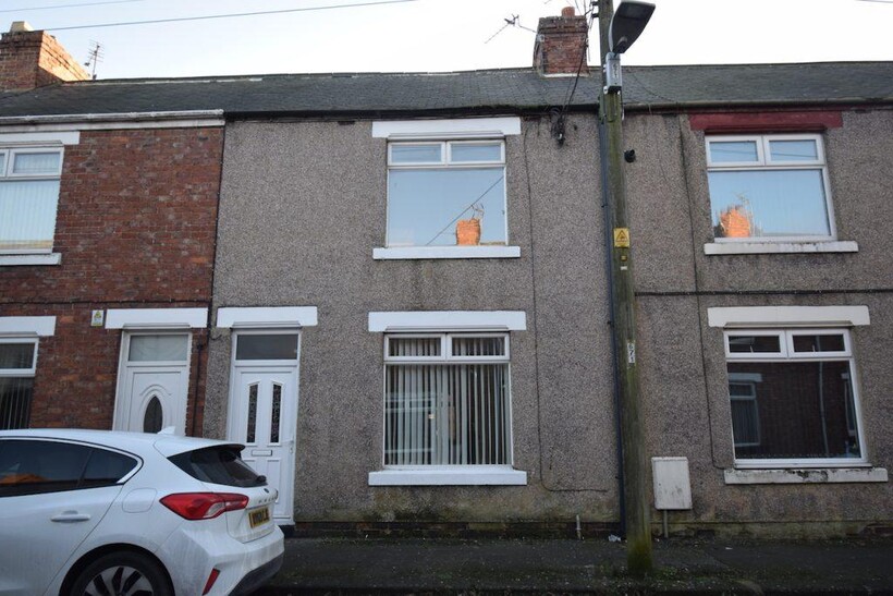 Albert Street, Chilton, Co. Durham... 3 bed terraced house to rent - £475 pcm (£110 pw)