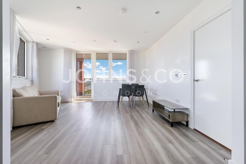 Ashwell House, Healum Avenue... 2 bed apartment to rent - £1,998 pcm (£461 pw)