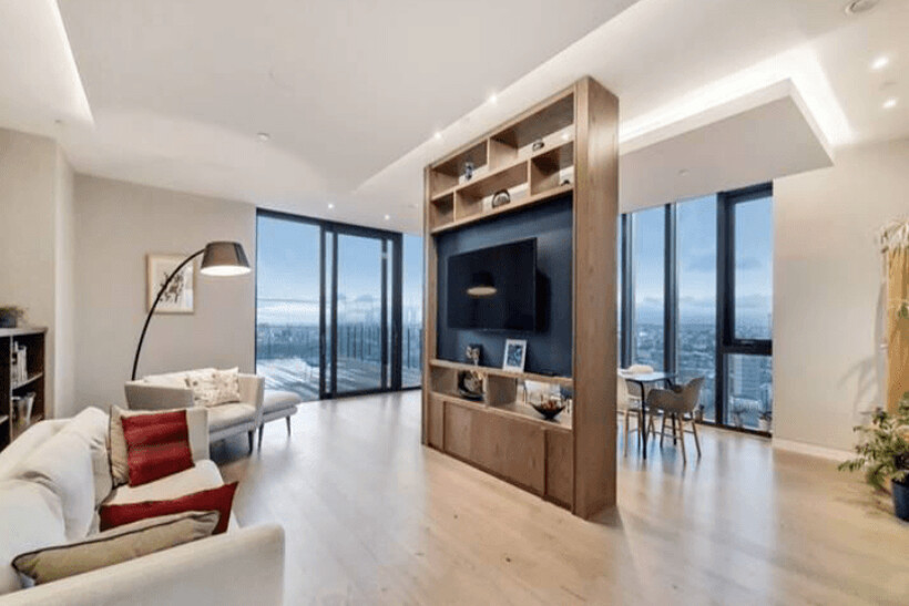 3 bed 3 bath penthouse apartment Elephand and Cas