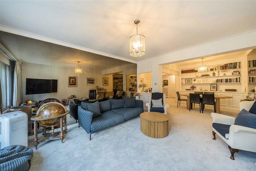 Princes Gate, London SW7 3 bed flat to rent - £6,249 pcm (£1,442 pw)