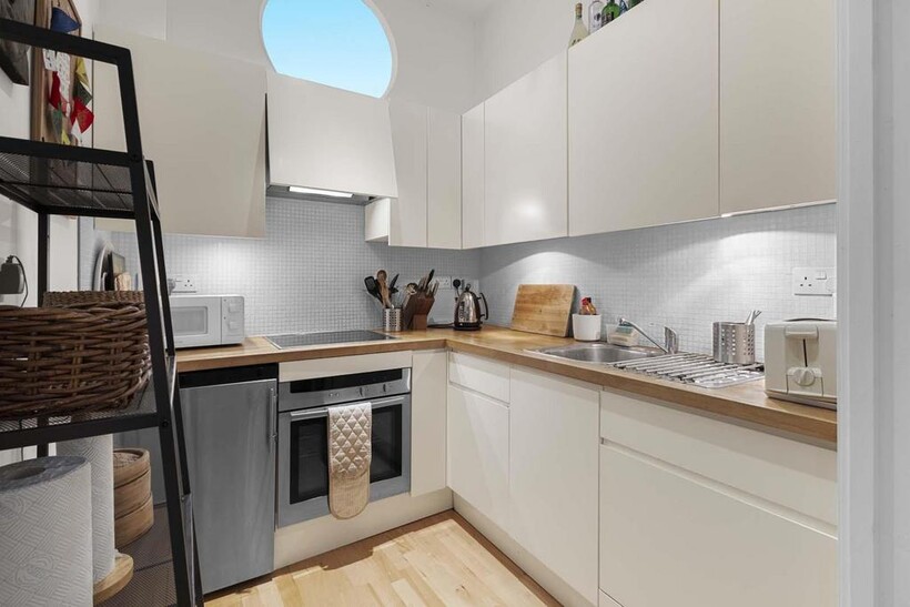 Elgin Crescent, London, W11 1 bed apartment to rent - £4,498 pcm (£1,038 pw)