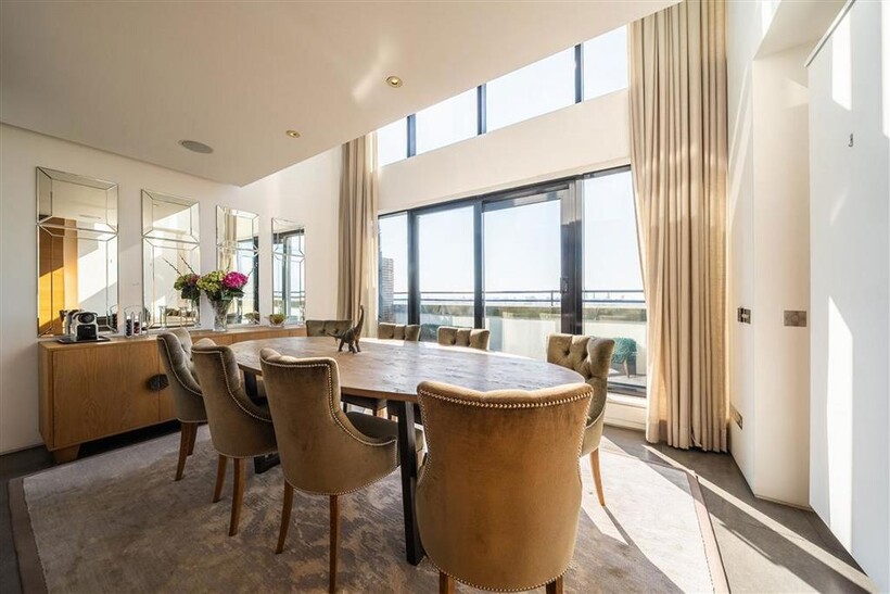 Cromwell Road, London SW7 4 bed flat to rent - £10,833 pcm (£2,500 pw)