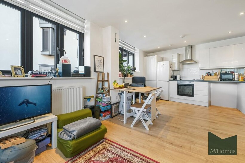 Lea Bridge Road, London 1 bed apartment to rent - £1,625 pcm (£375 pw)