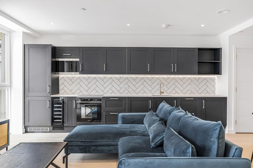 49 Fulton Rd, London HA9 3 bed apartment to rent - £2,899 pcm (£669 pw)