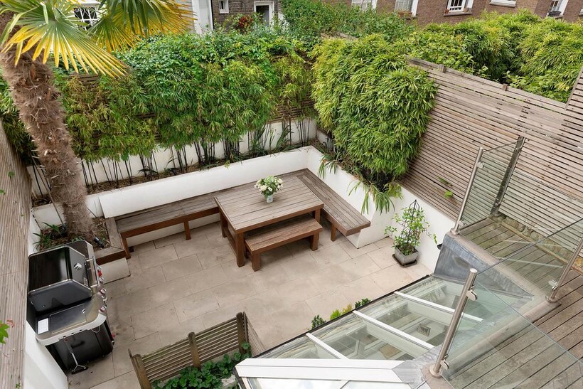 Walpole Street, London, SW3 5 bed townhouse to rent - £15,817 pcm (£3,650 pw)