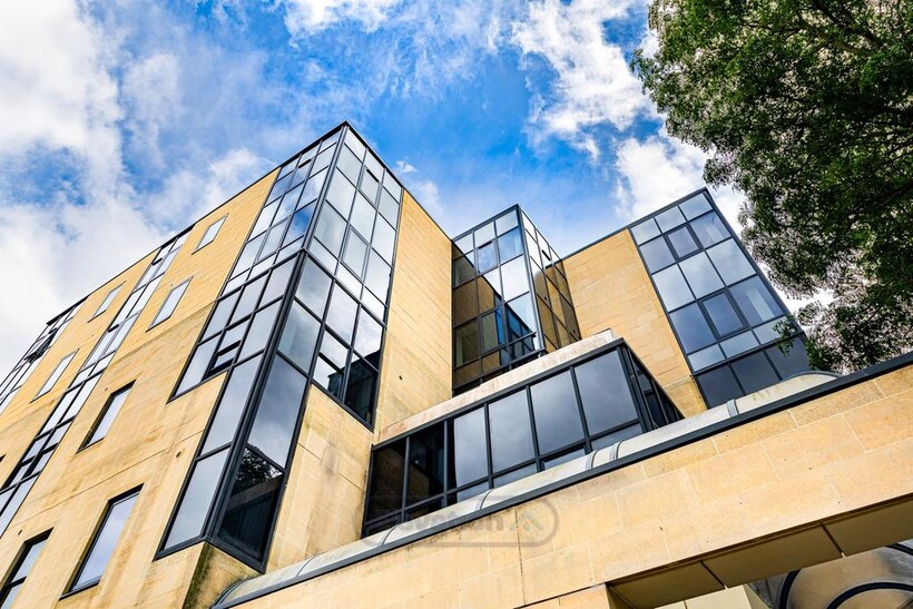 Tempus House, Milton Keynes, MK9 1 bed apartment to rent - £1,075 pcm (£248 pw)