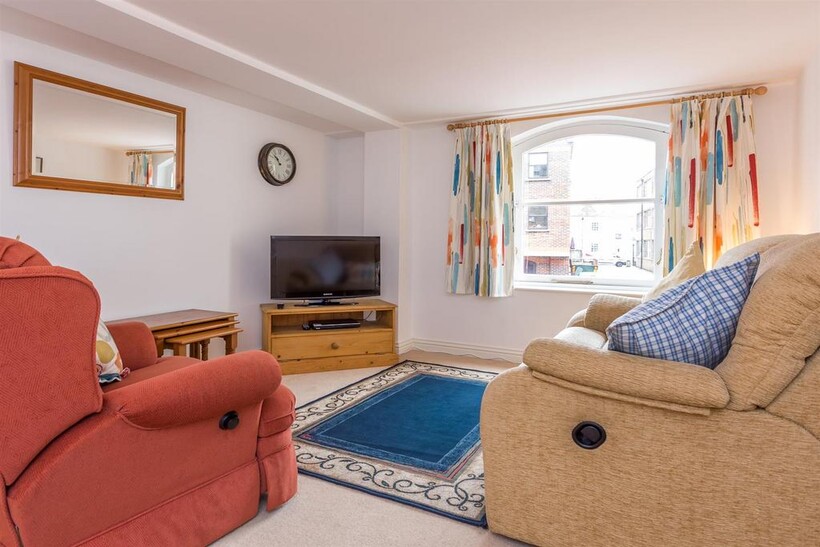 6 Castle Street-7 2048 X 1536.jpg