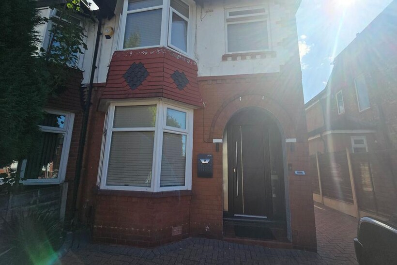 Talbot Road, Fallowfield, Manchester 3 bed house share to rent - £1,975 pcm (£456 pw)