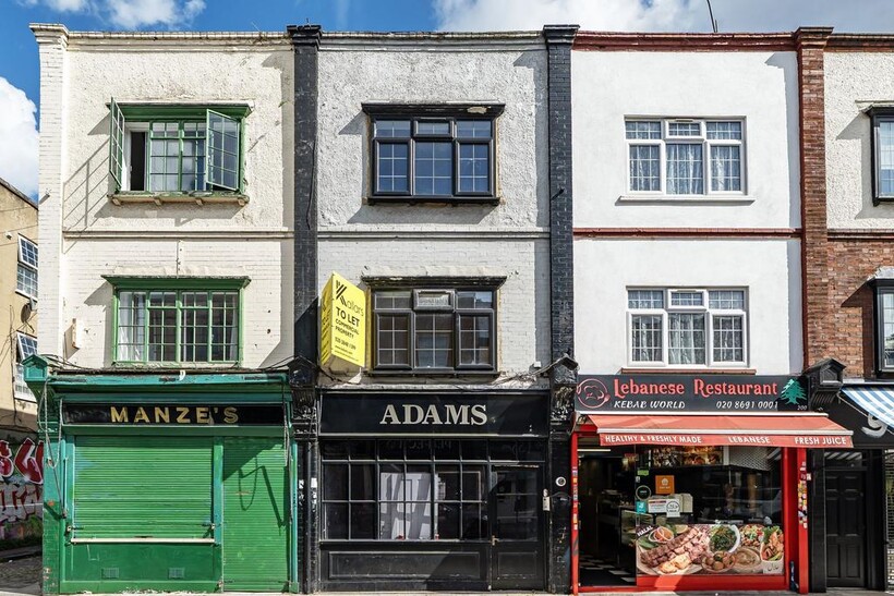 Deptford High Street, London, SE8 Property to rent - £2,500 pcm (£577 pw)