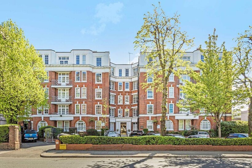 Grove End Road, London NW8 1 bed flat to rent - £2,197 pcm (£507 pw)