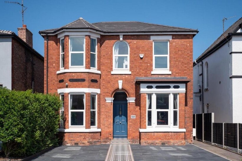 Linaker Street, Southport PR8 4 bed detached house to rent - £52,000 pcm (£12,000 pw)
