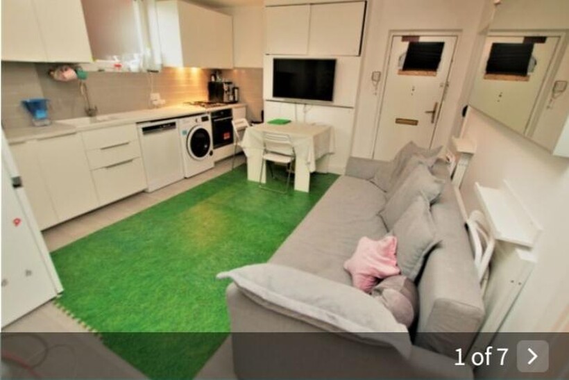 Tomlins Orchard, Barking IG11 2 bed flat to rent - £1,825 pcm (£421 pw)