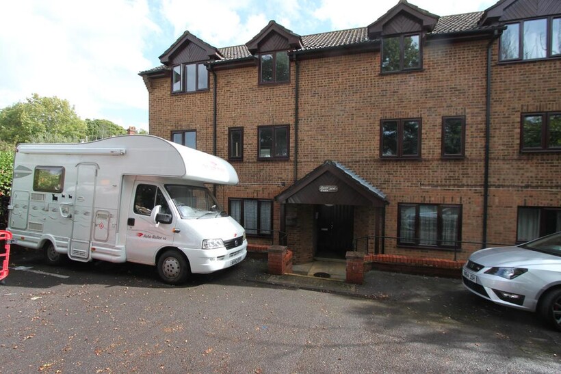 Spring Road, Southampton SO19 2 bed apartment to rent - £1,095 pcm (£253 pw)