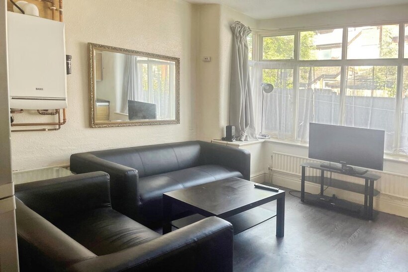 Thurlby Street, M13 5 bed house to rent - £2,325 pcm (£537 pw)