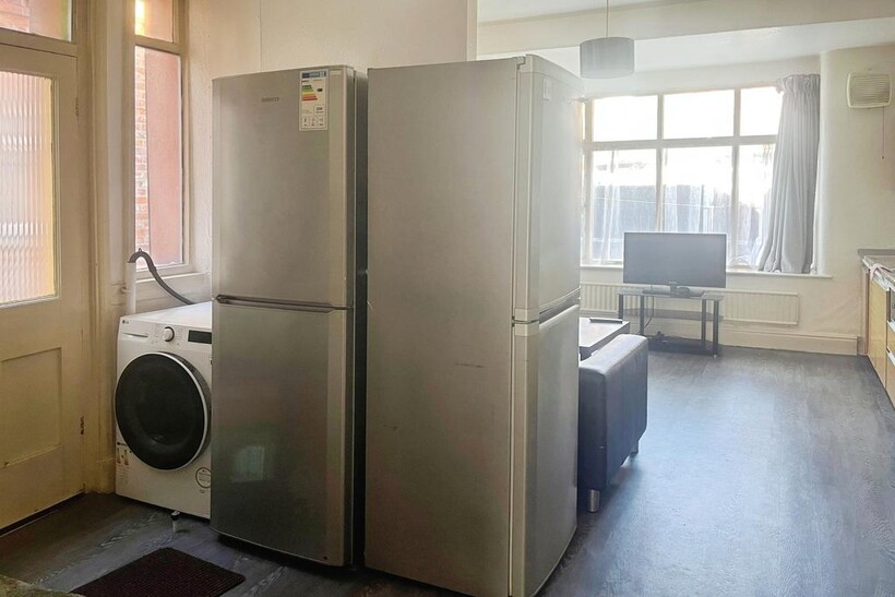 Thurlby Street, M13 5 bed house to rent - £2,325 pcm (£537 pw)