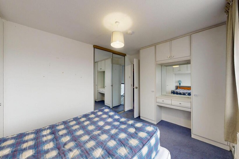 Sudbury Court Drive, Harrow HA1 4 bed house to rent - £3,200 pcm (£738 pw)