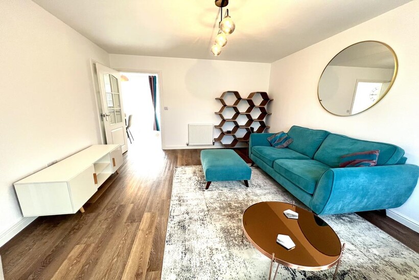 Admiral Way, Leamington Spa CV31 3 bed detached house to rent - £1,725 pcm (£398 pw)