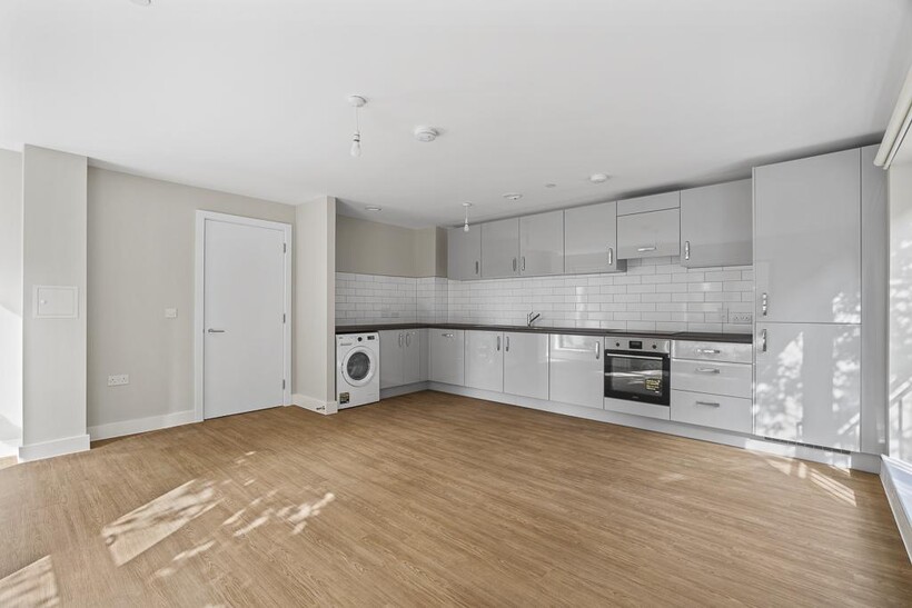 Weavers Yard, Newbury Newbury RG14 2 bed apartment to rent - £1,630 pcm (£376 pw)