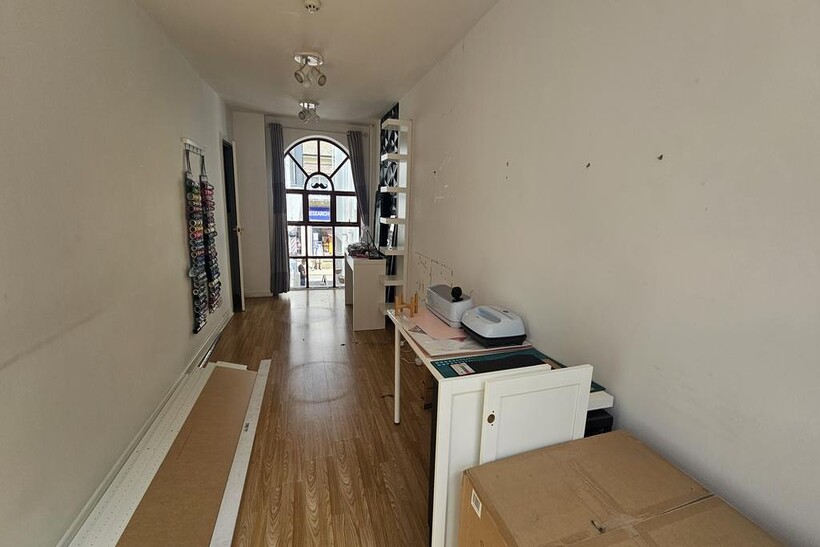 Duke Street, Dartmouth TQ6 Retail property (high street) to rent - £205 pcm (£47 pw)
