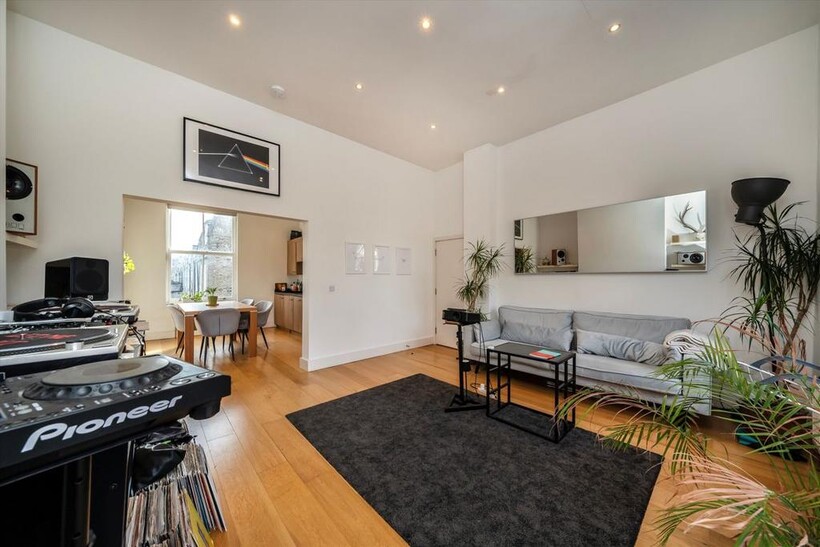 White Horse Road, London E1 2 bed flat to rent - £2,375 pcm (£548 pw)