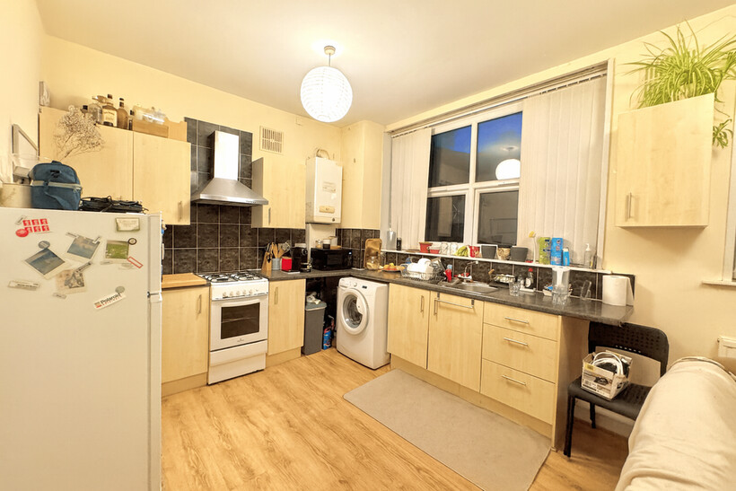 Roundhay Road, Leeds LS8 1 bed flat to rent - £695 pcm (£160 pw)